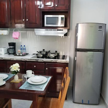 Royal View Apartment Plus Cidade de Belize Exterior foto