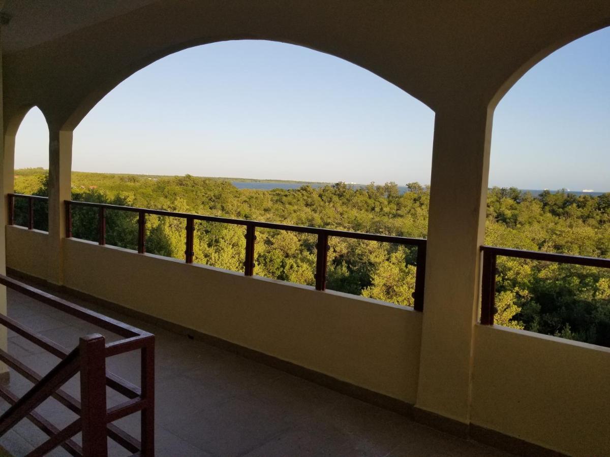Royal View Apartment Plus Cidade de Belize Exterior foto