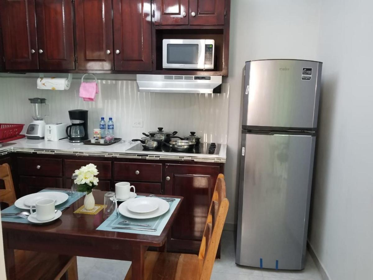 Royal View Apartment Plus Cidade de Belize Exterior foto